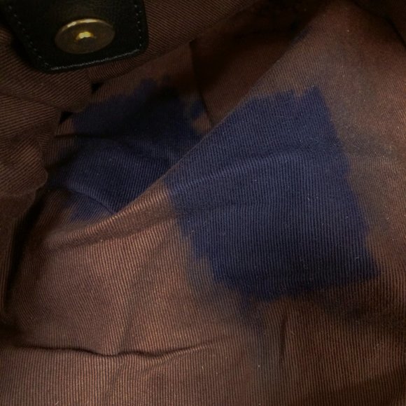 Chloe Amy Pleated Black Leather Tote - Picture 5 of 9